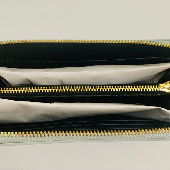 V Italia Made in Italy Registered Trademark of Versace Wallet - Picture 7 of 8